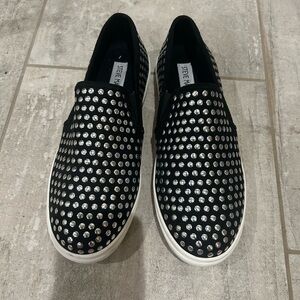 Steven Madden tennis shoes